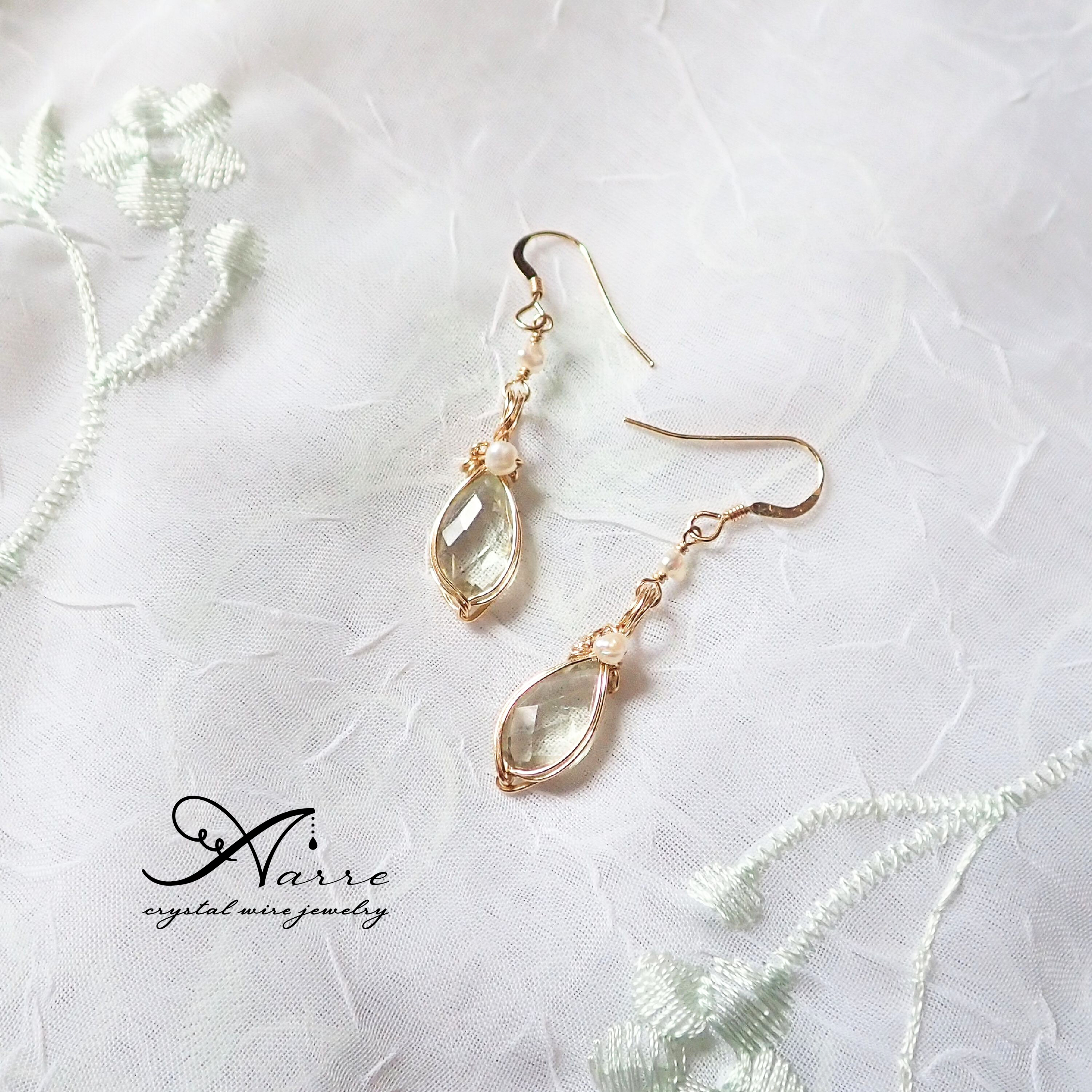 グリーンアメジストのピアスの写真